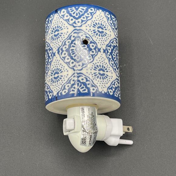 Candle Warmers Etc. Indigo Porcelain Mini Plug-in Wax Warmer - Picture 1 of 8